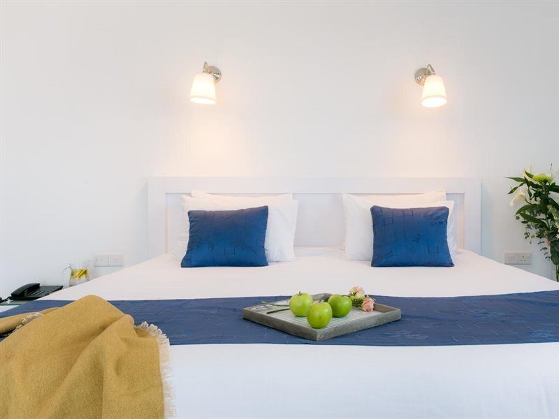 Mikes Kanarium City Hotel Larnaca Dış mekan fotoğraf